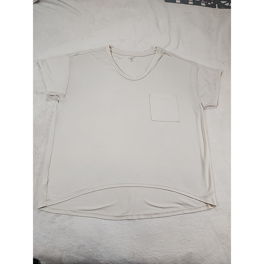 Loft Ann Taylor Sleep Shirt Size Medium Cream Colored